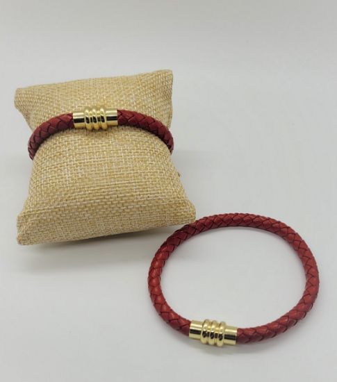 Picture of Red cord bracelet 