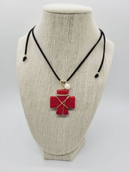 Picture of Red cross necklace 