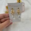 Picture of Teardrop pearl earrings