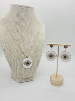 Picture of White Evil eye necklace 
