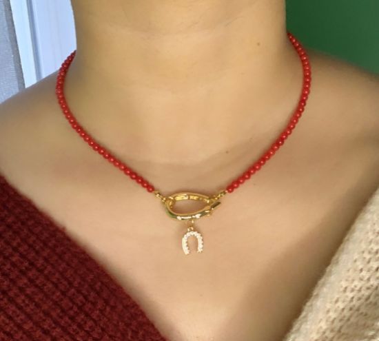 Picture of Minimalist Red Coral collar 